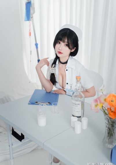 随着公交车晃动进入_超清电影免费在线